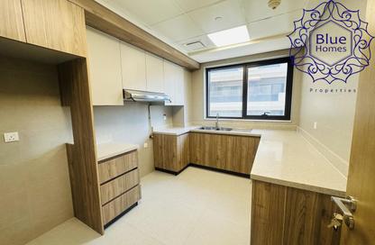 Apartment - 1 - 2 for rent in Dar Al Hai Building - Al Souk Al Kabeer - Bur Dubai - Dubai