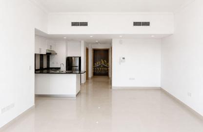 Apartment - 1 Bedroom - 2 Bathrooms for rent in Ocean Heights - Dubai Marina - Dubai