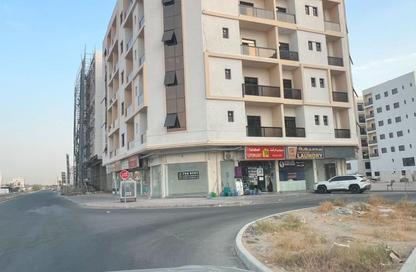 Apartment - 2 Bedrooms - 3 Bathrooms for rent in Ajman Hills - Al Alia - Ajman