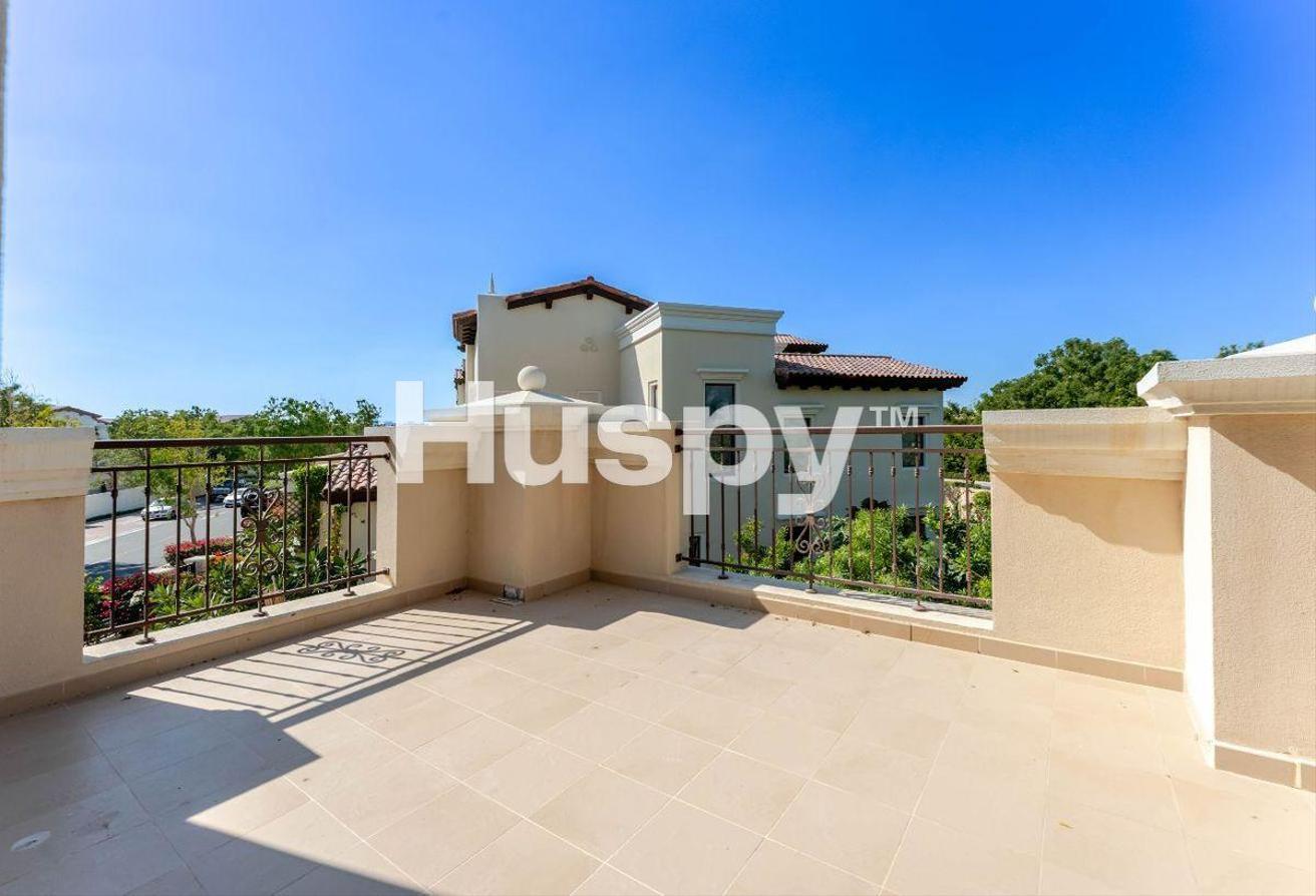Vacant Soon | Close to Pool | Open Plan photo 13