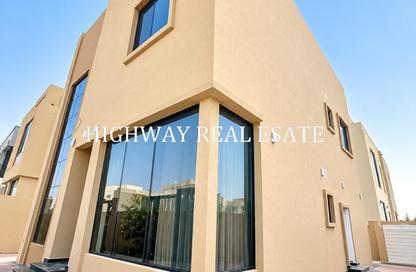 Villa - 4 - 6 for sale in Al Hooshi Villas - Hoshi - Al Badie - Sharjah