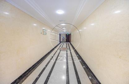 Office Space - Studio - 1 for rent in Tourist Club Area - Abu Dhabi Office Space - Studio - 1 for rent in Tourist Club Area - Abu Dhabi