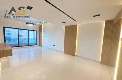 Apartment - 1 Bedroom - 2 Bathrooms for rent in Al Amir - Barsha Heights (Tecom) - Dubai