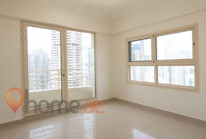 136102202 - Property Main Image