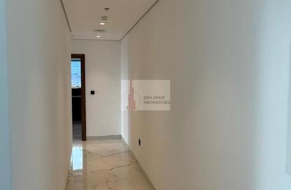 Apartment - 1 - 2 for rent in Royal Regency - Business Bay - Dubai