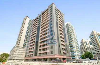 شقة - غرفة نوم - 2 حمامات للايجار في برج حمزة - مدينة دبي الرياضية - دبي