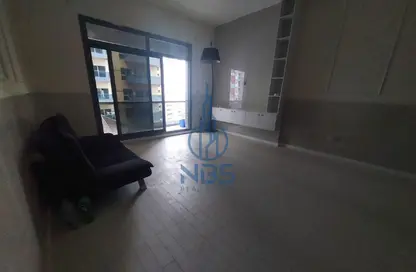 Apartment - 1 Bedroom - 2 Bathrooms for rent in Hamza Tower - Dubai Sports City - Dubai
