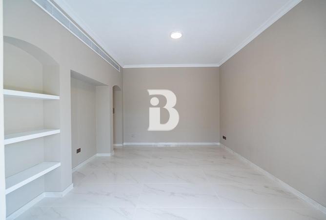 88319011 - Property Image 2