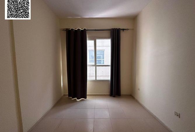 105119999 - Property Image 3