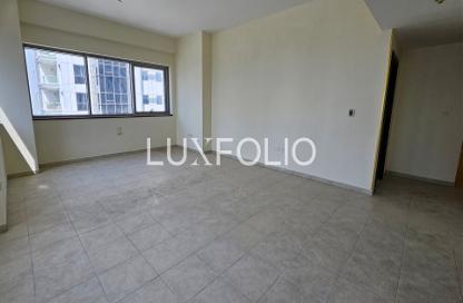 Apartment - 3 Bedrooms - 5 Bathrooms for sale in Executive Tower F - Executive Towers - Business Bay - Dubai
