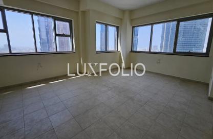 Apartment - 3 Bedrooms - 5 Bathrooms for sale in Executive Tower F - Executive Towers - Business Bay - Dubai