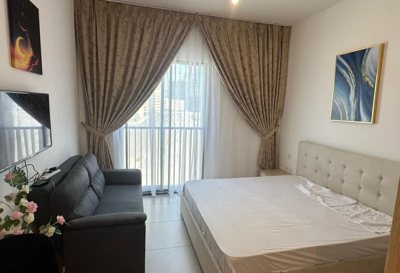 160100400 - Property Main Image