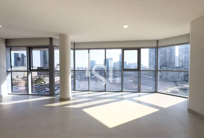 138778403 - Property Image 2
