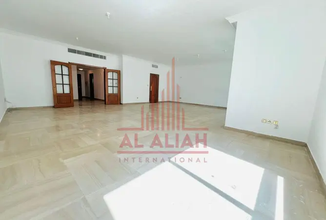 153746654 - Property Image 2