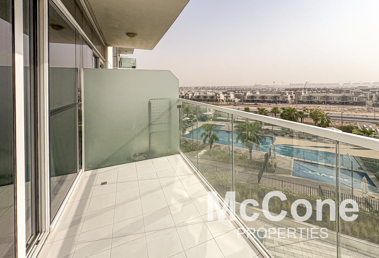Spacious | Swimming Pool View | Fully Furnished photo 9