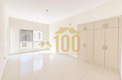 Apartment - 2 Bedrooms - 1 Bathroom for rent in Riviera Lake View - Riviera Residence - International City - Dubai