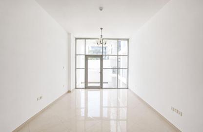 Apartment - 1 Bedroom - 2 Bathrooms for rent in Chaimaa Premiere - District 15 - Jumeirah Village Circle - Dubai
