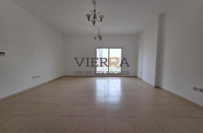 Apartment - 1 - 2 for rent in Mazaya 10A - Queue Point - Liwan - Dubai