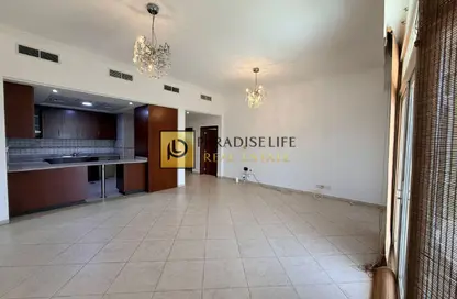 شقة - غرفة نوم - 2 حمامات للايجار في شقق الساحة - ضاحية مرديف - مردف - دبي