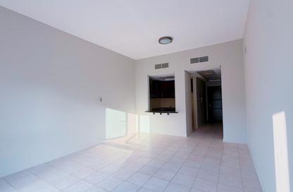 Apartment - Studio - 1 Bathroom for rent in Building 73 - Mediterranean Cluster - Discovery Gardens - Dubai Apartment - Studio - 1 Bathroom for rent in Building 73 - Mediterranean Cluster - Discovery Gardens - Dubai