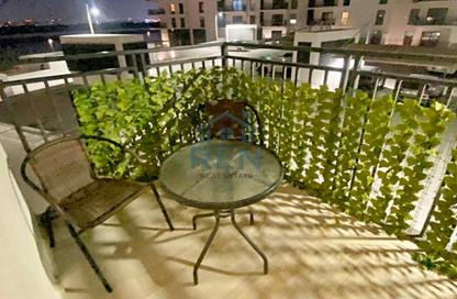 Apartment - Studio - 1 Bathroom for rent in Waters Edge - Yas Island - Abu Dhabi