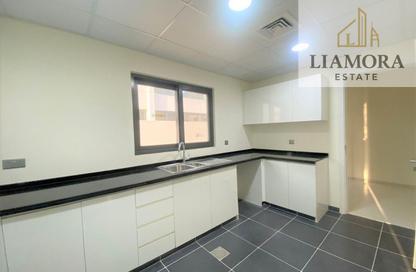 Townhouse - 6 Bedrooms - 7 Bathrooms for rent in Aurum Villas - Juniper - Damac Hills 2 - Dubai