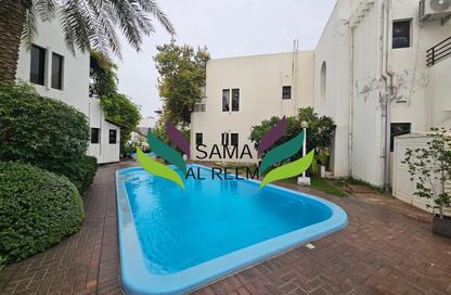 Villa - 4 Bedrooms - 4 Bathrooms for rent in Umm Suqeim 1 Villas - Umm Suqeim 1 - Umm Suqeim - Dubai