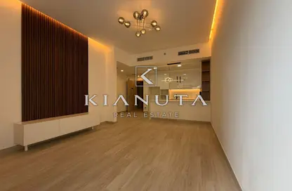 شقة - غرفة نوم - 2 حمامات للايجار في ذا ايست كريست - ديستريكت 17 - قرية جميرا الدائرية - دبي