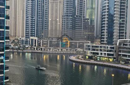 Apartment - 1 Bedroom - 2 Bathrooms for rent in Marina View Tower B - Marina View - Dubai Marina - Dubai