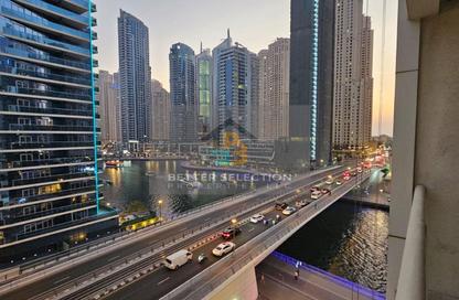Apartment - 1 Bedroom - 2 Bathrooms for rent in Marina View Tower B - Marina View - Dubai Marina - Dubai