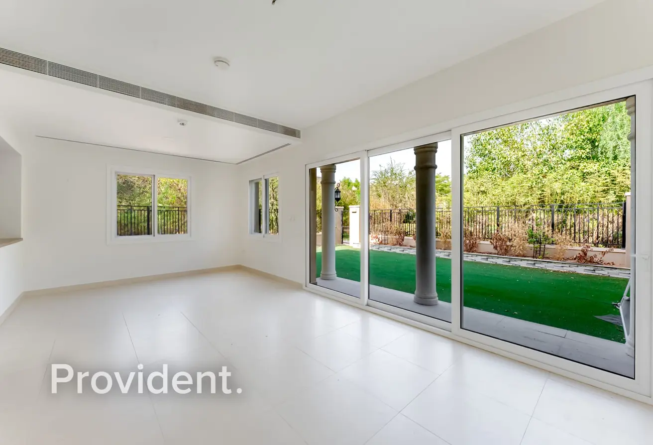 141918962 - Property Main Image