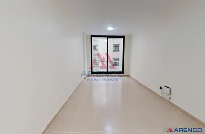 Apartment - Studio - 1 Bathroom for rent in Golden Sands 6 - Mankhool - Bur Dubai - Dubai