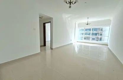 شقة - غرفة نوم - 2 حمامات للايجار في 1 زاخر تاور - أبراج زاخر - التعاون - الشارقة