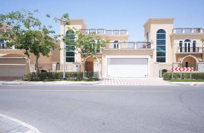 Villa - 4 Bedrooms - 4 Bathrooms for rent in Legacy Nova Villas - District 9 - Jumeirah Park - Dubai