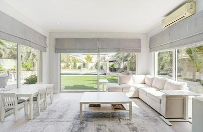 Villa - 4 Bedrooms - 4 Bathrooms for sale in Legacy Large - Legacy - Jumeirah Park - Dubai