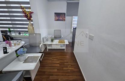 Office Space - Studio for sale in Damac Executive Heights - Barsha Heights (Tecom) - Dubai