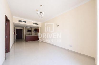 Apartment - 1 Bedroom - 2 Bathrooms for rent in Oasis Tower 1 - Dubai Sports City - Dubai