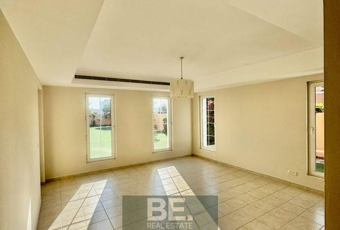 65154210 - Property Image 3