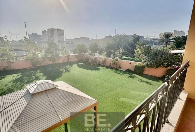 65154210 - Property Image 2