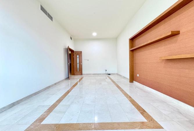 75027383 - Property Image 3