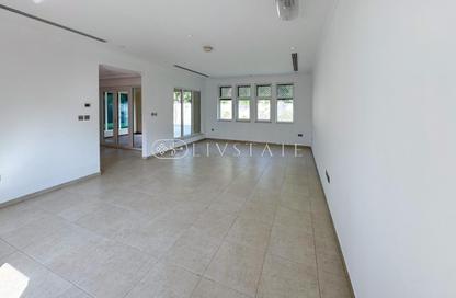 Villa - 3 Bedrooms - 4 Bathrooms for rent in District 2 - Jumeirah Park - Dubai Villa - 3 Bedrooms - 4 Bathrooms for rent in District 2 - Jumeirah Park - Dubai