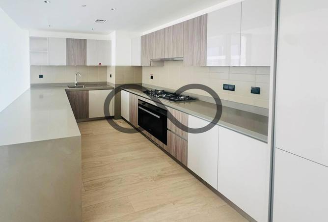 119731954 - Property Image 3