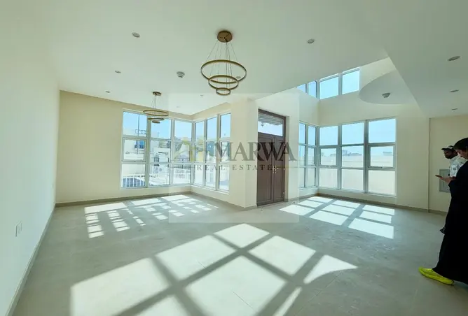 155588866 - Property Image 3