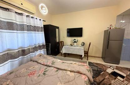 Apartment - Studio - 1 Bathroom for rent in Al Qulaya'ah - Al Sharq - Sharjah