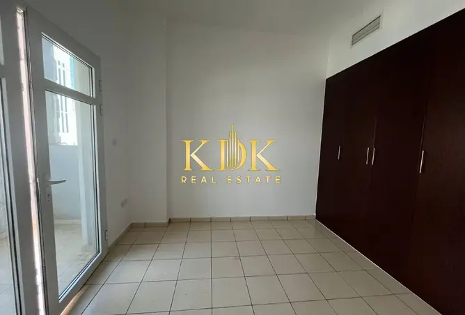 99127698 - Property Image 3