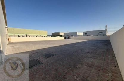 أرض - استوديو للايجار في 18 المنطقة الصناعية رقم - المنطقة الصناعية بالشارقة - الشارقة أرض - استوديو للايجار في 18 المنطقة الصناعية رقم - المنطقة الصناعية بالشارقة - الشارقة