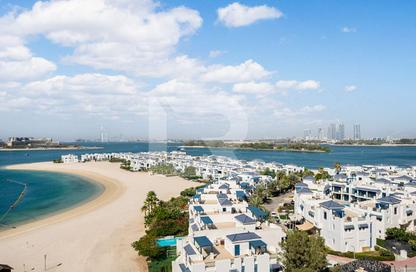 Apartment - 3 - 4 for rent in Al Haseer - Shoreline Apartments - Palm Jumeirah - Dubai