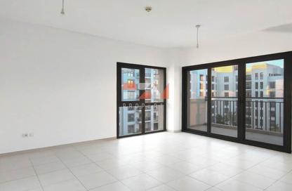 Apartment - 3 Bedrooms - 3 Bathrooms for rent in Zahra Apartments 2A - Zahra Apartments 2 - Zahra Apartments - Town Square - Dubai