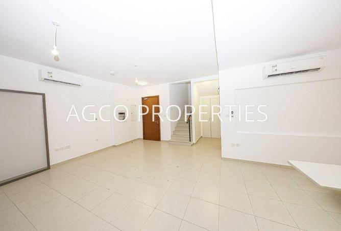 83216221 - Property Image 2