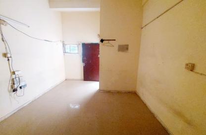Apartment - Studio - 1 for rent in Al Nabaa Building - Al Naba'ah - Al Sharq - Sharjah Apartment - Studio - 1 for rent in Al Nabaa Building - Al Naba'ah - Al Sharq - Sharjah